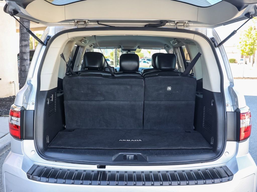 Used 2022 Nissan Armada SV image 16