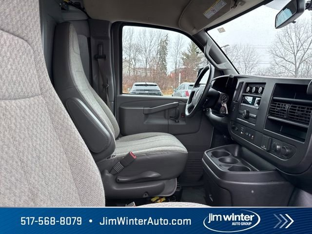 Used 2022 GMC Savana 2500 w/ Driver Convenience Package RWD image 15