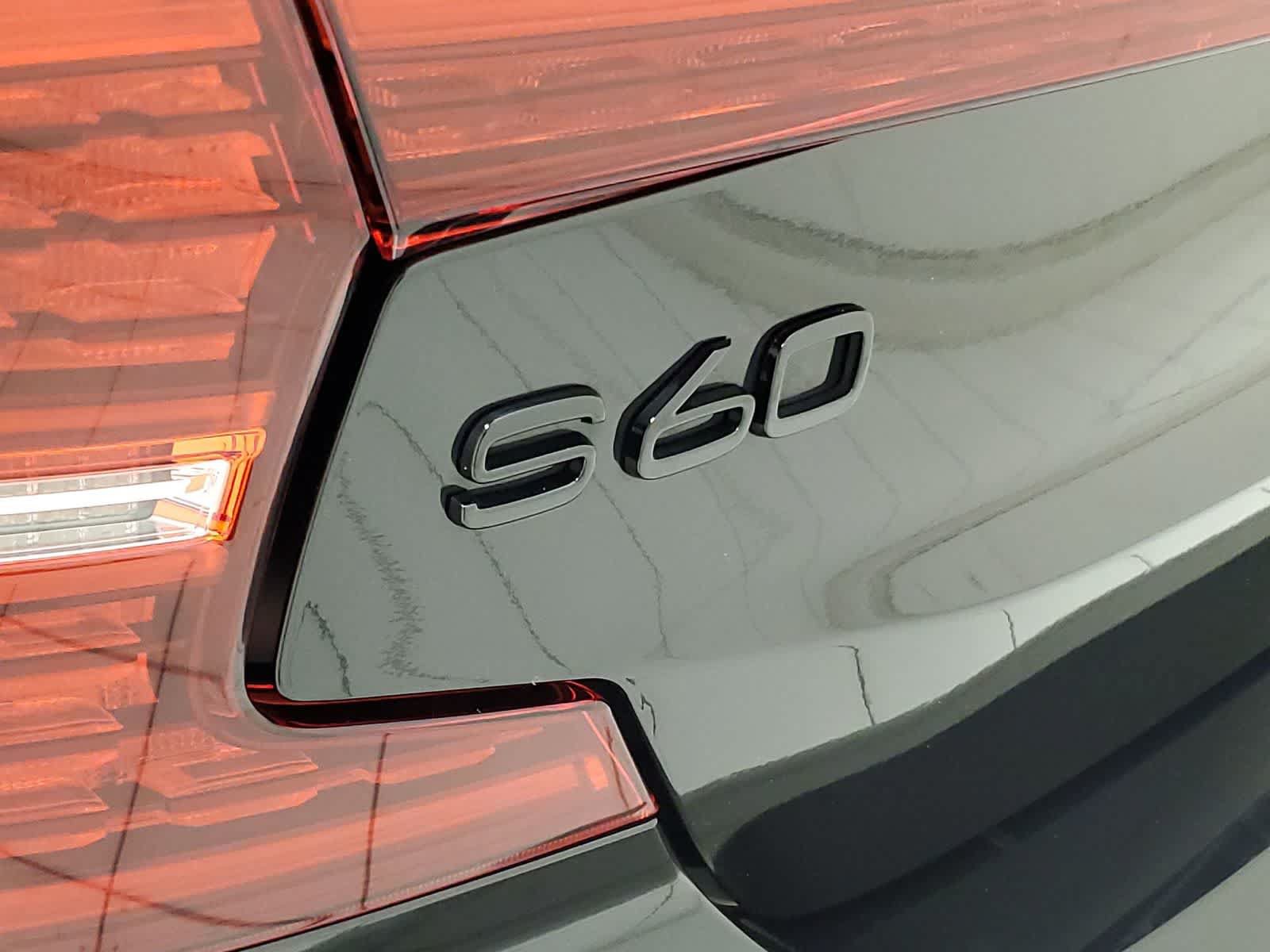 Used 2024 Volvo S60 B5 Plus FWD image 22