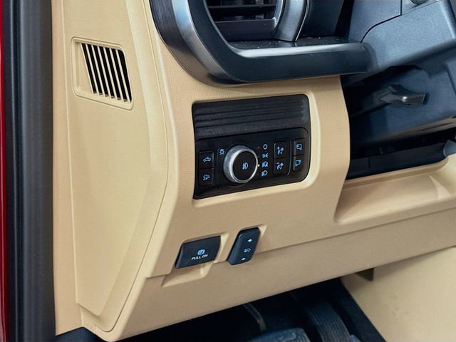 Used 2025 Ford F250 Lariat image 10