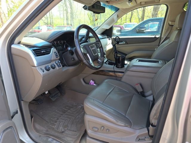 Used 2015 GMC Yukon XL SLT w/ Open Road Package image 8