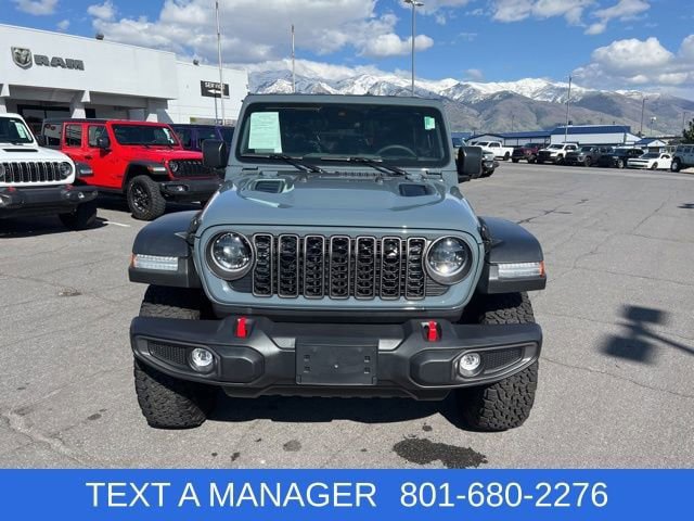 Used 2024 Jeep Wrangler Rubicon w/ Convenience Group AWD/4WD image 9