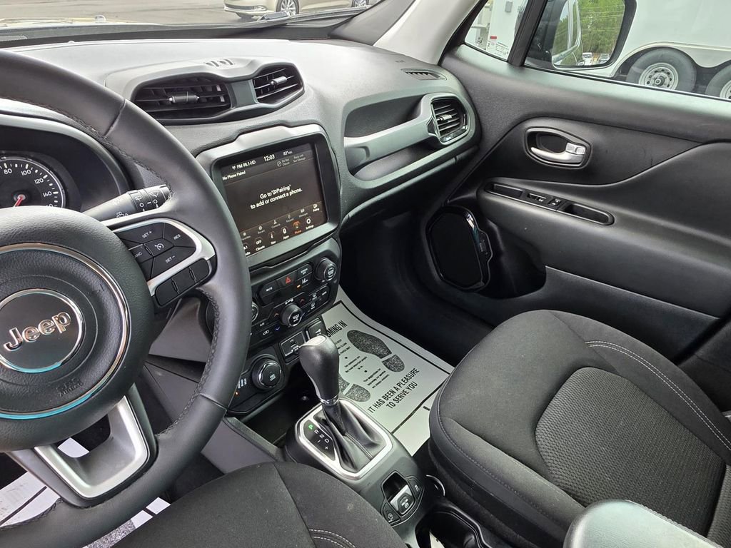 Used 2023 Jeep Renegade Altitude image 22