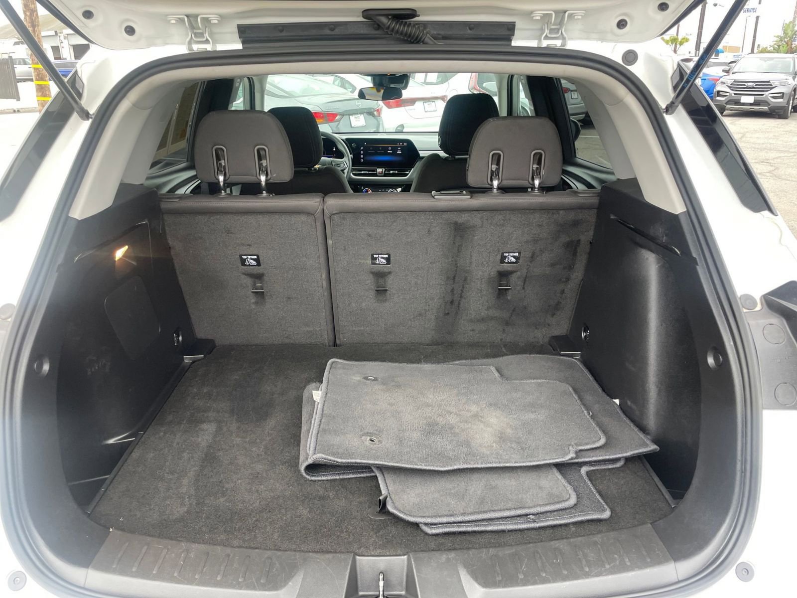 Used 2025 Chevrolet TrailBlazer LT FWD image 32