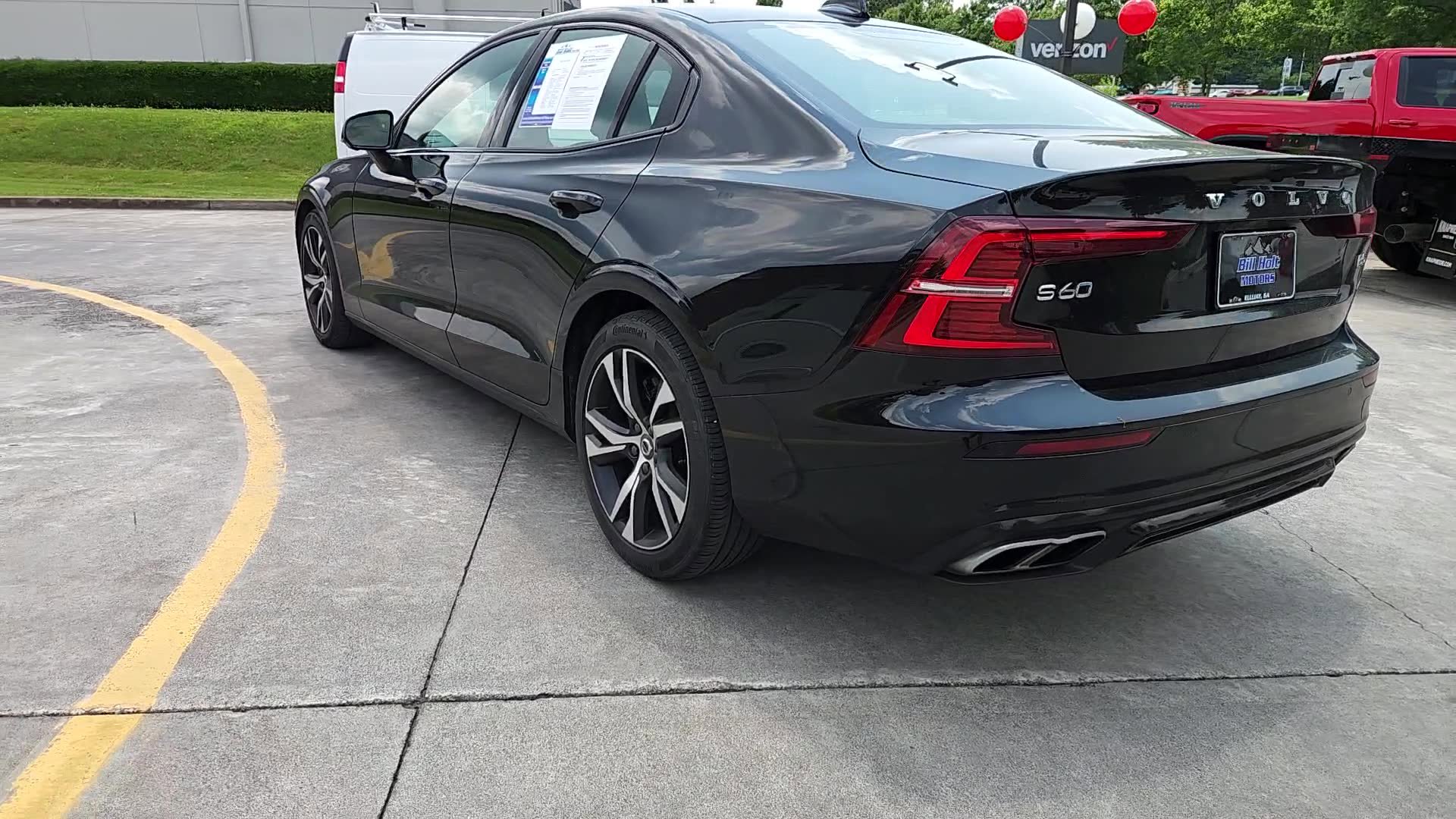 Used 2022 Volvo S60 B5 R-Design w/ Advanced Package image 3