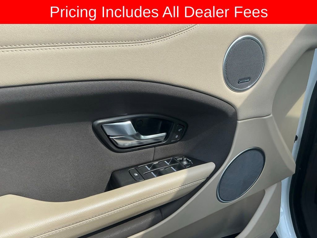 Used 2017 Land Rover Range Rover Evoque SE AWD/4WD image 10