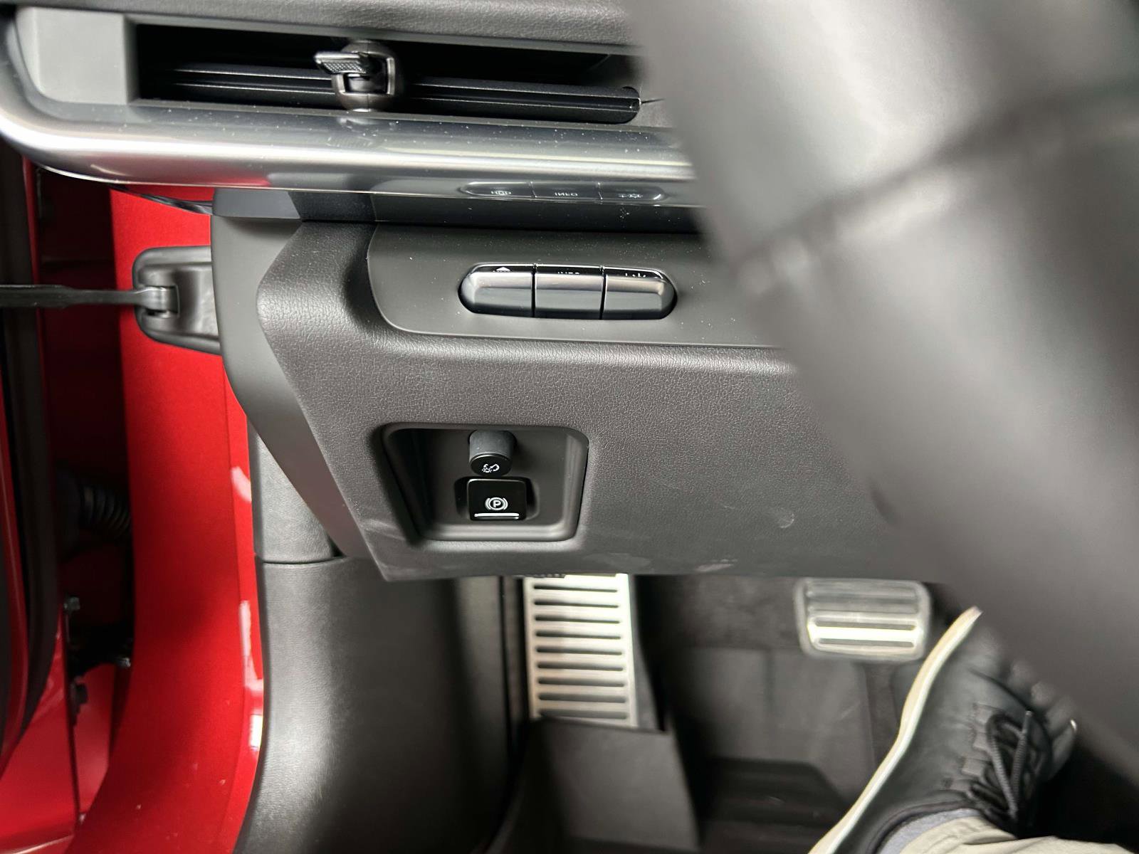 Used 2021 Chevrolet Corvette Stingray Preferred Cpe w/ Battery Protection Package RWD image 19