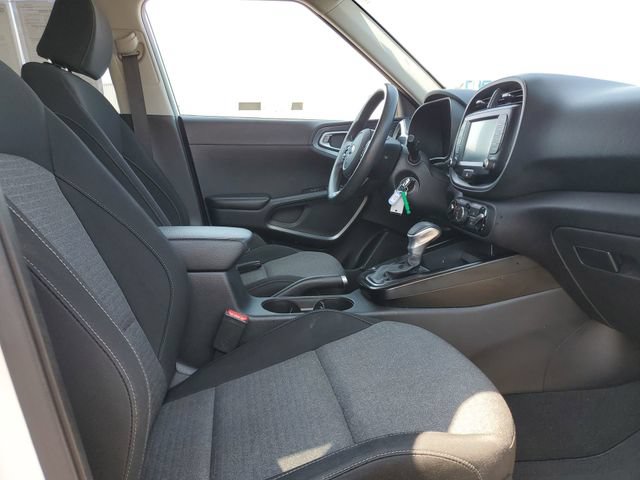 Used 2020 Kia Soul S FWD image 24