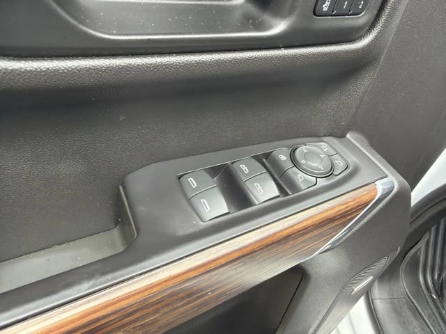 Used 2021 Chevrolet Silverado 1500 High Country w/ Technology Package AWD/4WD image 15