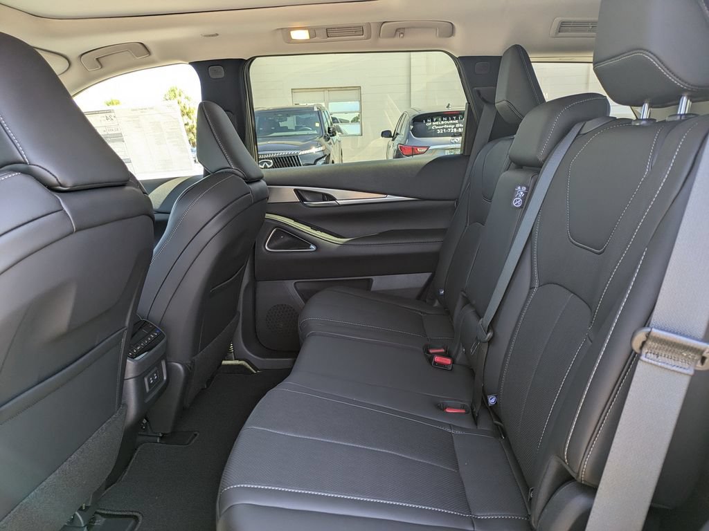 New 2027 INFINITI QX60 Luxe w/ Cargo Package FWD image 15