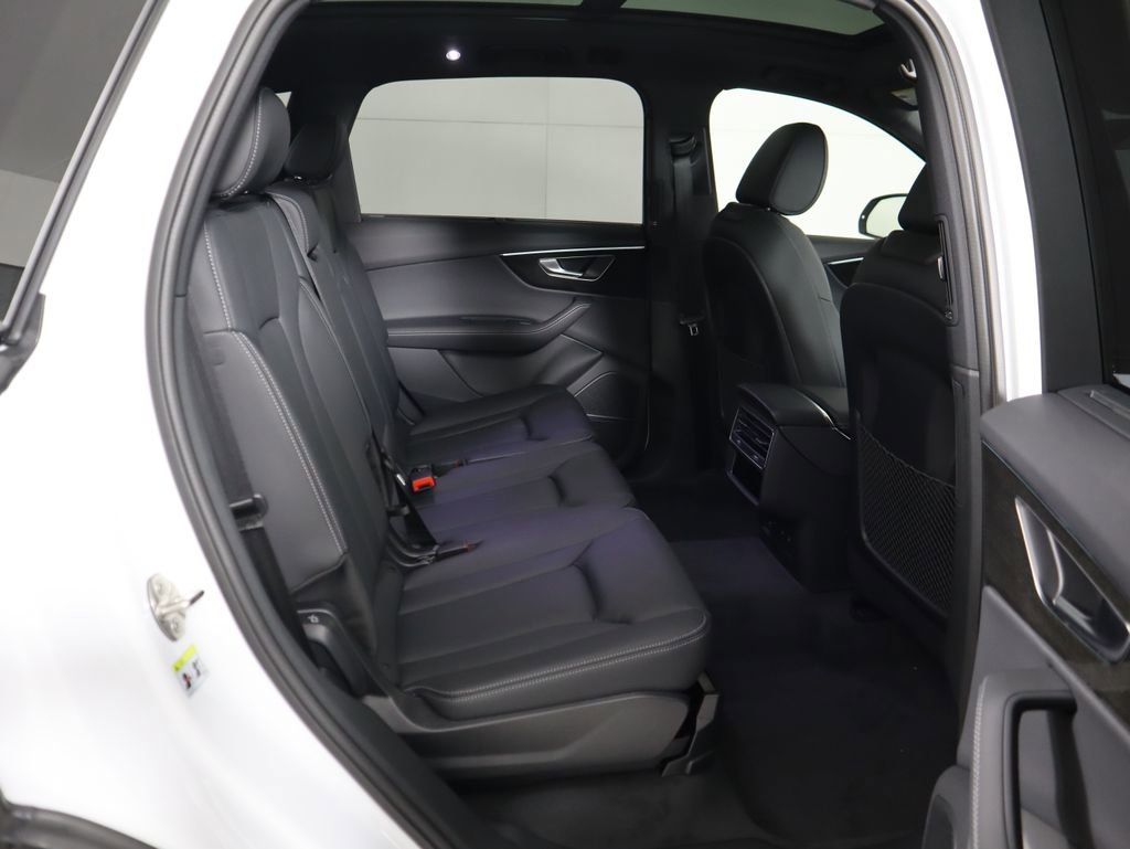 Used 2026 Audi Q7 3.0T Premium Plus w/ Premium Plus Package image 24