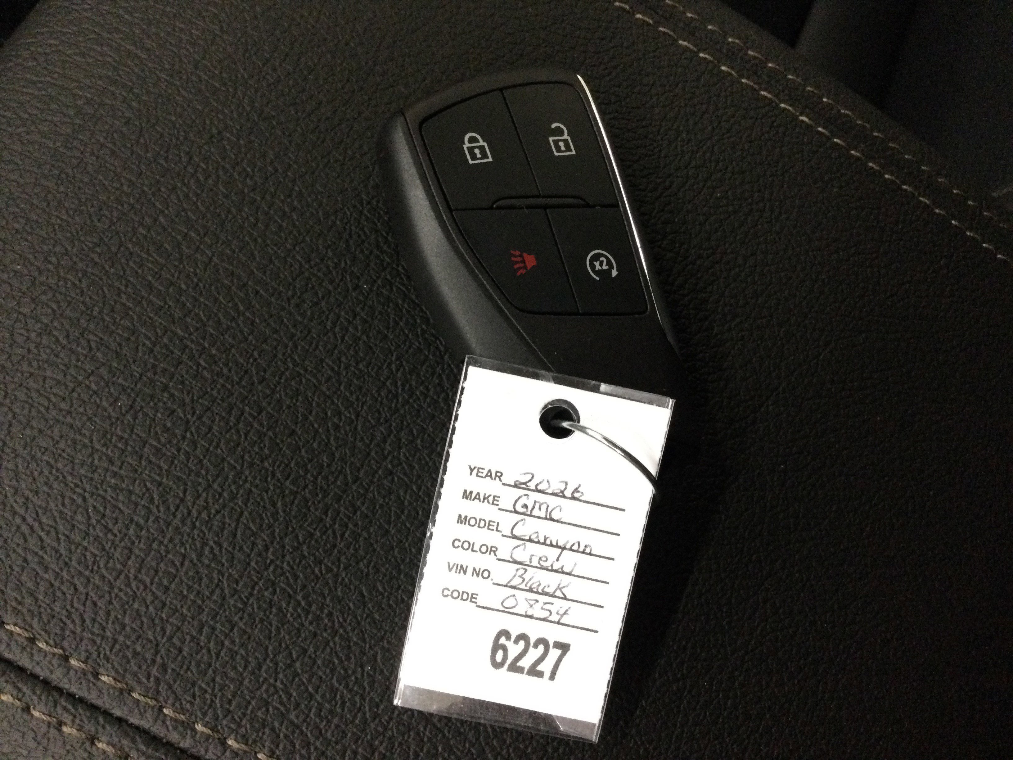 New 2026 GMC Canyon Denali image 23