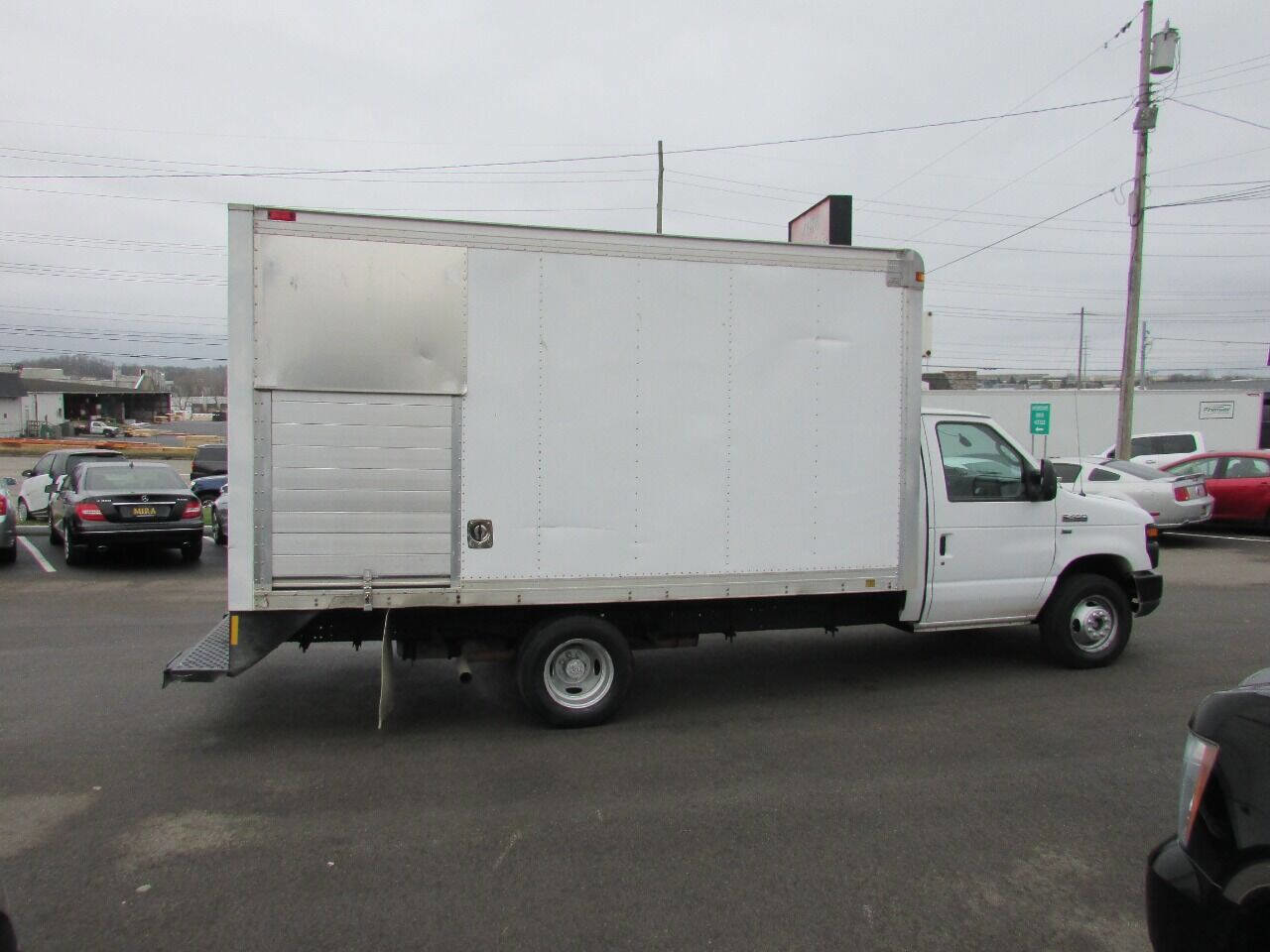Used 2012 Ford E-450 and Econoline 450 Super Duty w/ PWR Locks & Windows Group image 6