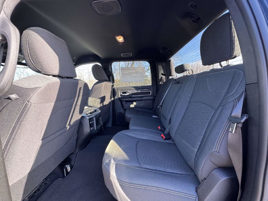New 2026 RAM 2500 Big Horn AWD/4WD image 14