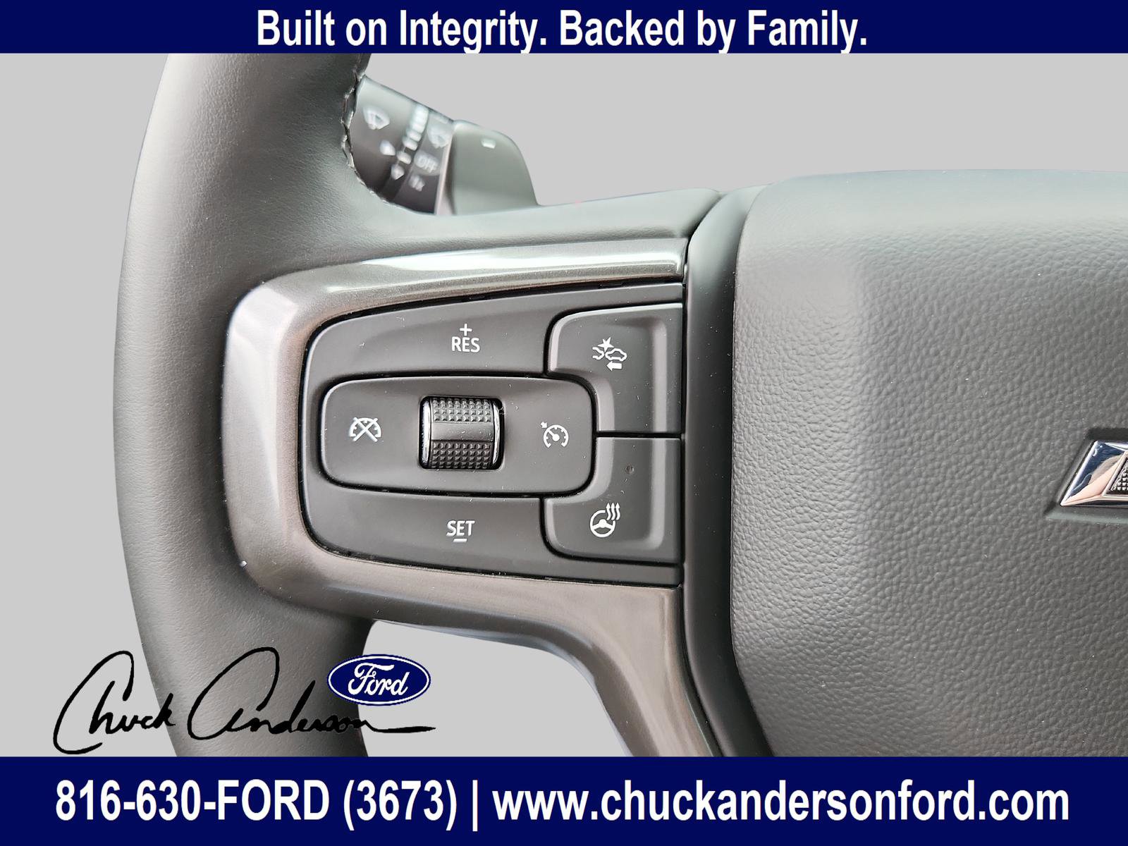 Used 2023 Chevrolet Silverado 1500 ZR2 w/ Technology Package image 18