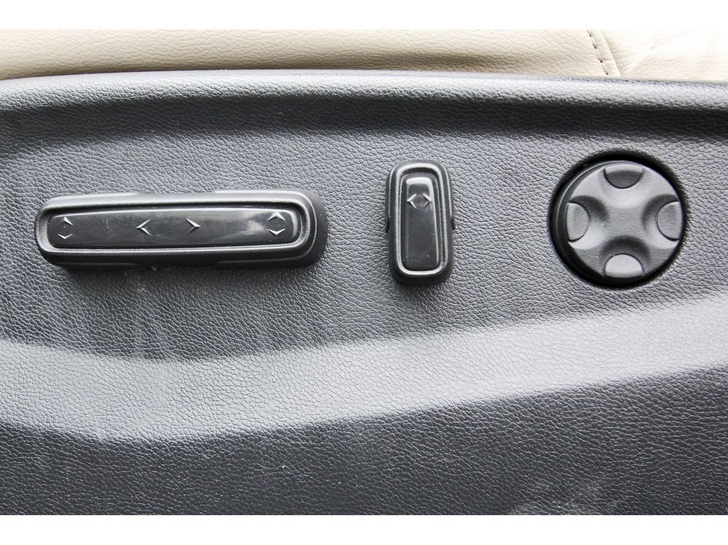 Used 2018 Honda CR-V Touring image 36