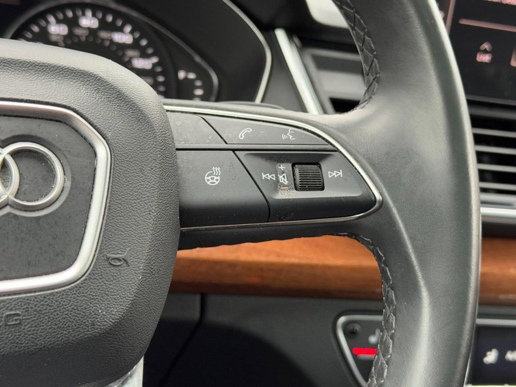 Used 2023 Audi Q5 2.0T Premium w/ Convenience Package image 17