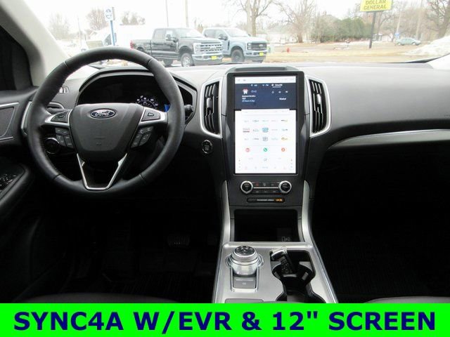 Used 2022 Ford Edge SEL w/ Convenience Package image 4