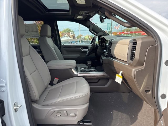 New 2026 Chevrolet Silverado 1500 LTZ w/ LTZ Premium Package image 11