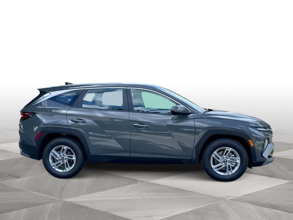 New 2026 Hyundai Tucson SE FWD image 9