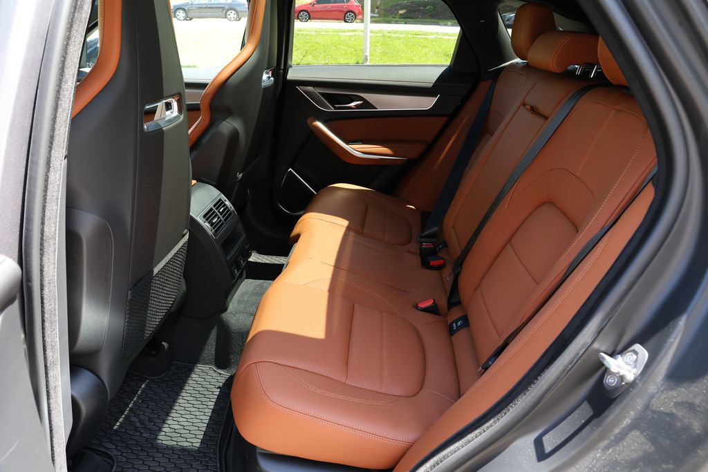 New 2026 Jaguar F-PACE R-Dynamic S AWD/4WD image 10