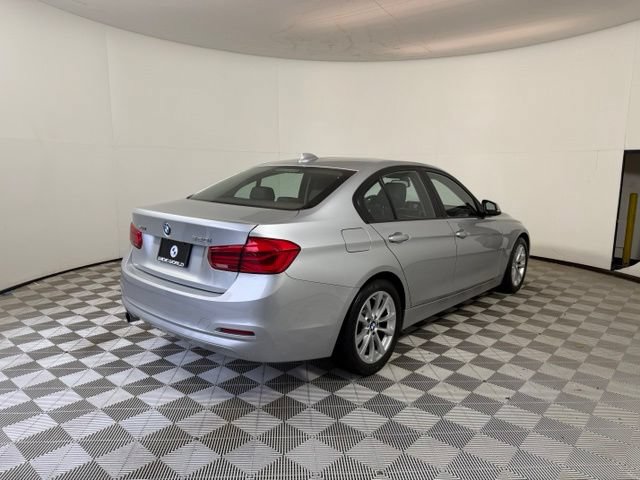 Used 2016 BMW 320i xDrive Sedan AWD/4WD image 7