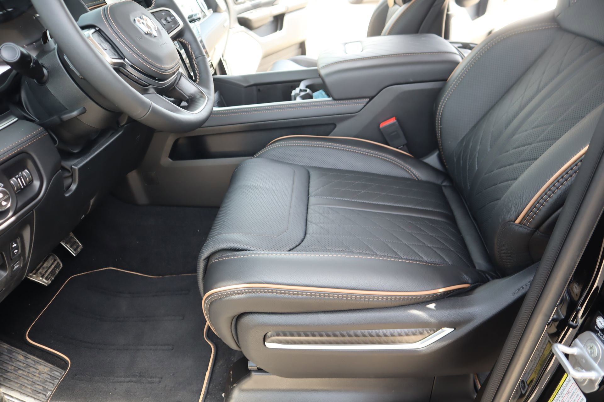 New 2026 RAM 1500 Tungsten AWD/4WD image 12