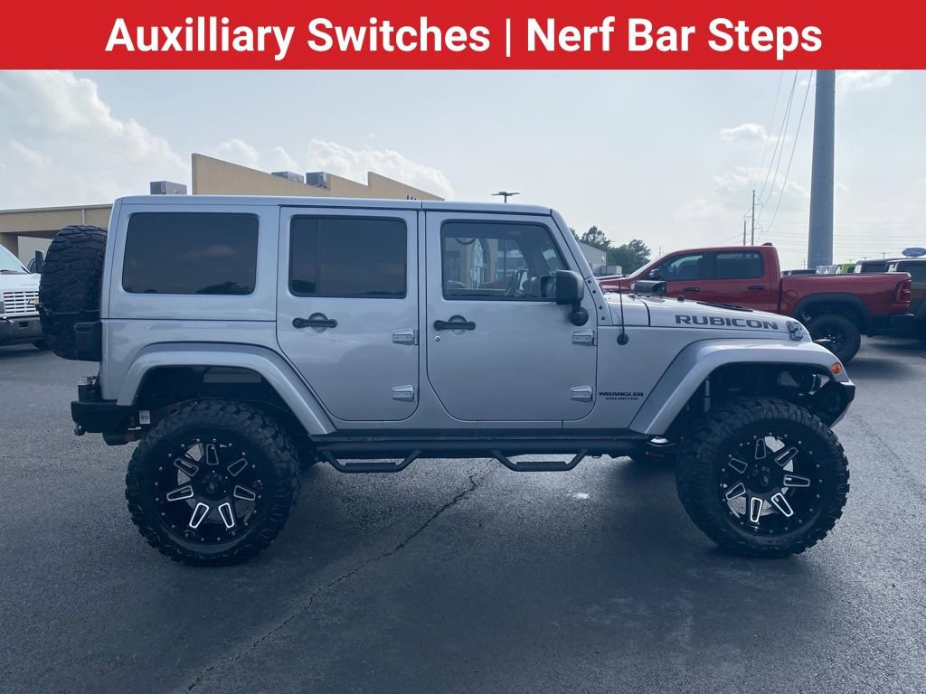 Used 2013 Jeep Wrangler Unlimited Rubicon w/ Connectivity Group AWD/4WD image 8