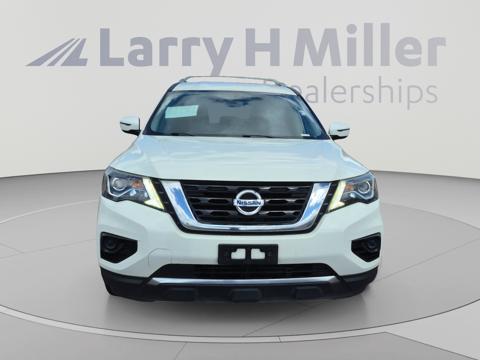 Used 2020 Nissan Pathfinder S FWD image 8