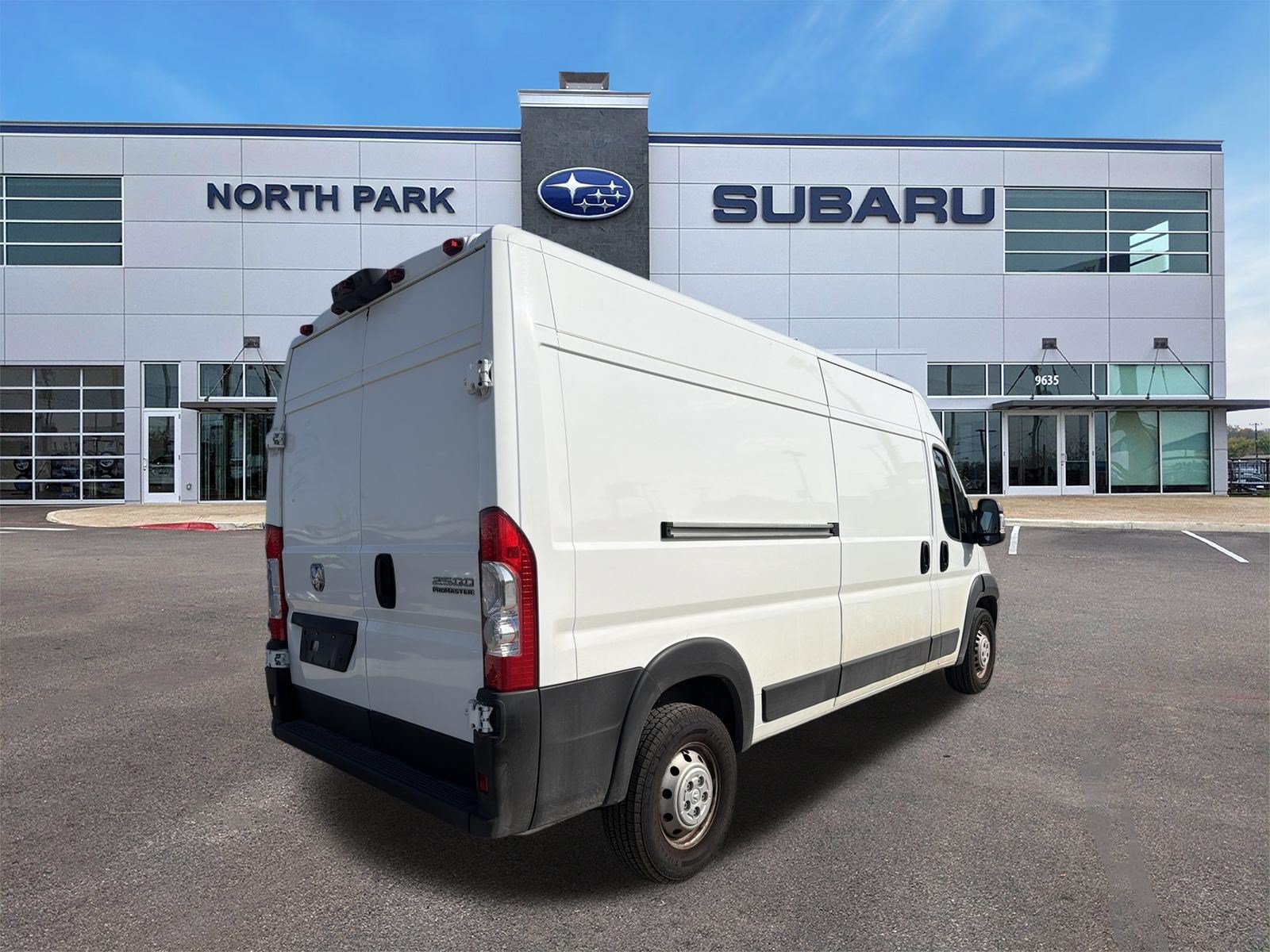 Used 2026 RAM ProMaster 2500 w/ Convenience Group FWD image 3