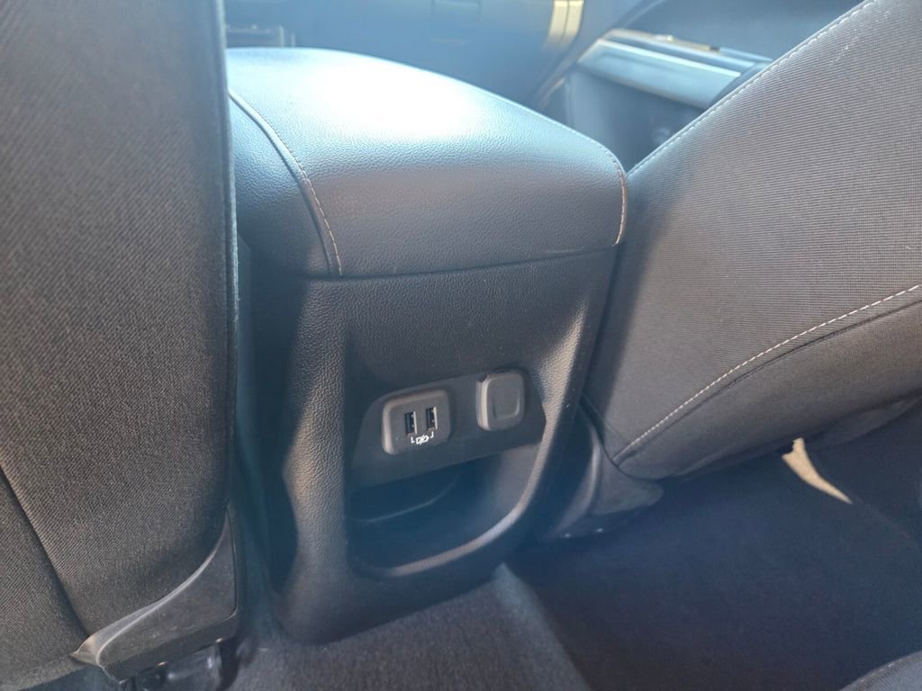 Used 2019 Chevrolet Colorado LT w/ LT Convenience Package image 6