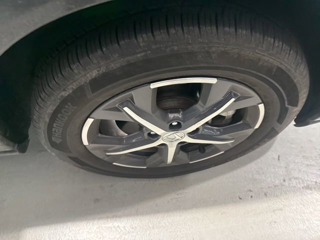 Used 2024 Honda HR-V EX-L image 13