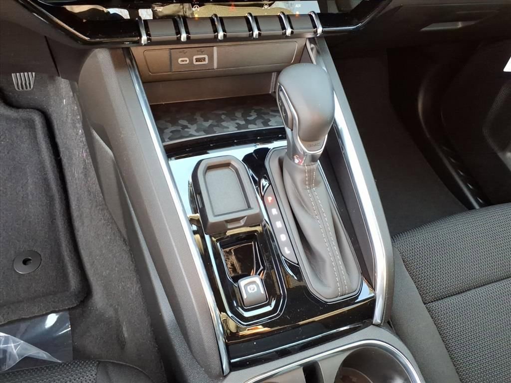 New 2026 GMC Canyon Elevation image 16