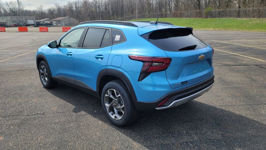 New 2026 Chevrolet Trax LT image 9