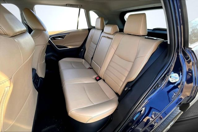 Used 2023 Toyota RAV4 XLE Premium image 22