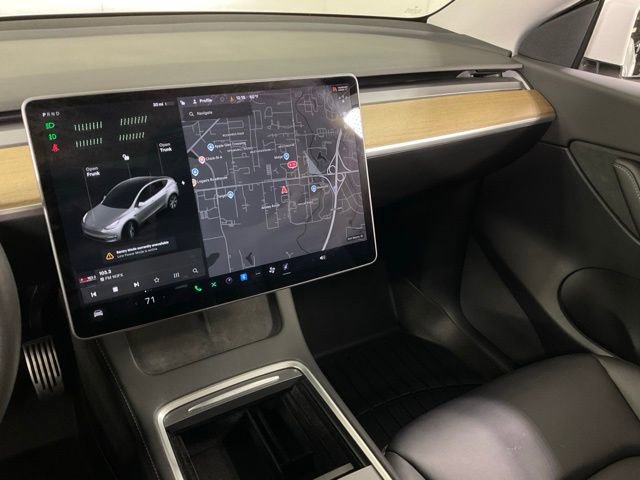 Used 2021 Tesla Model Y Long Range AWD/4WD image 15