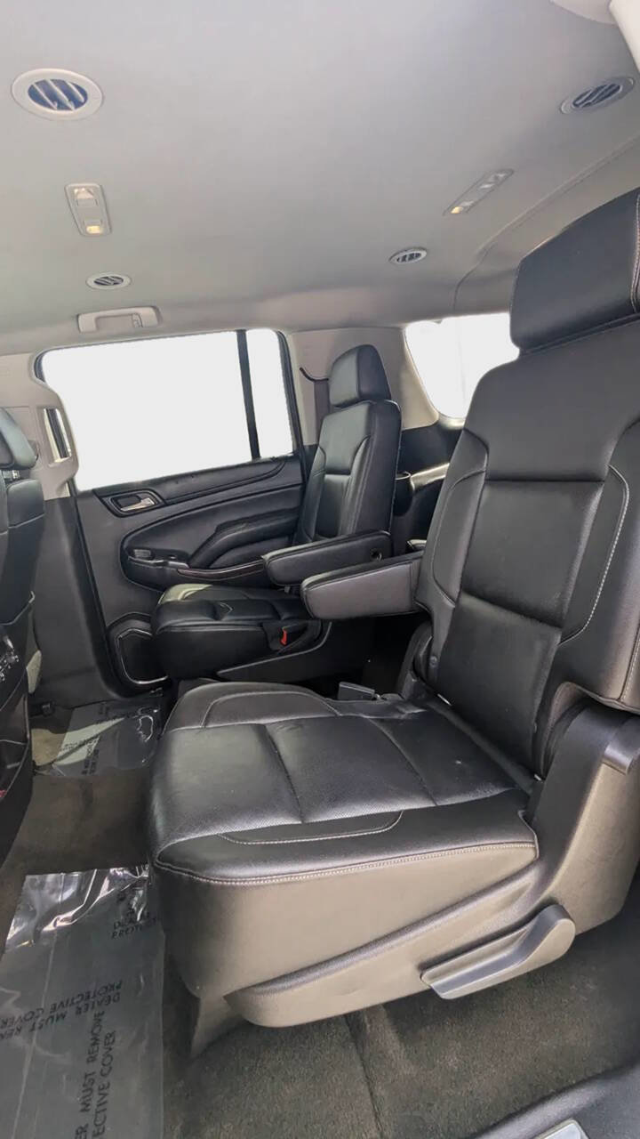 Used 2017 GMC Yukon XL SLT w/ HD Trailering Package image 13