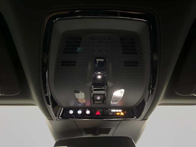 Used 2024 Cadillac Lyriq Sport RWD image 55