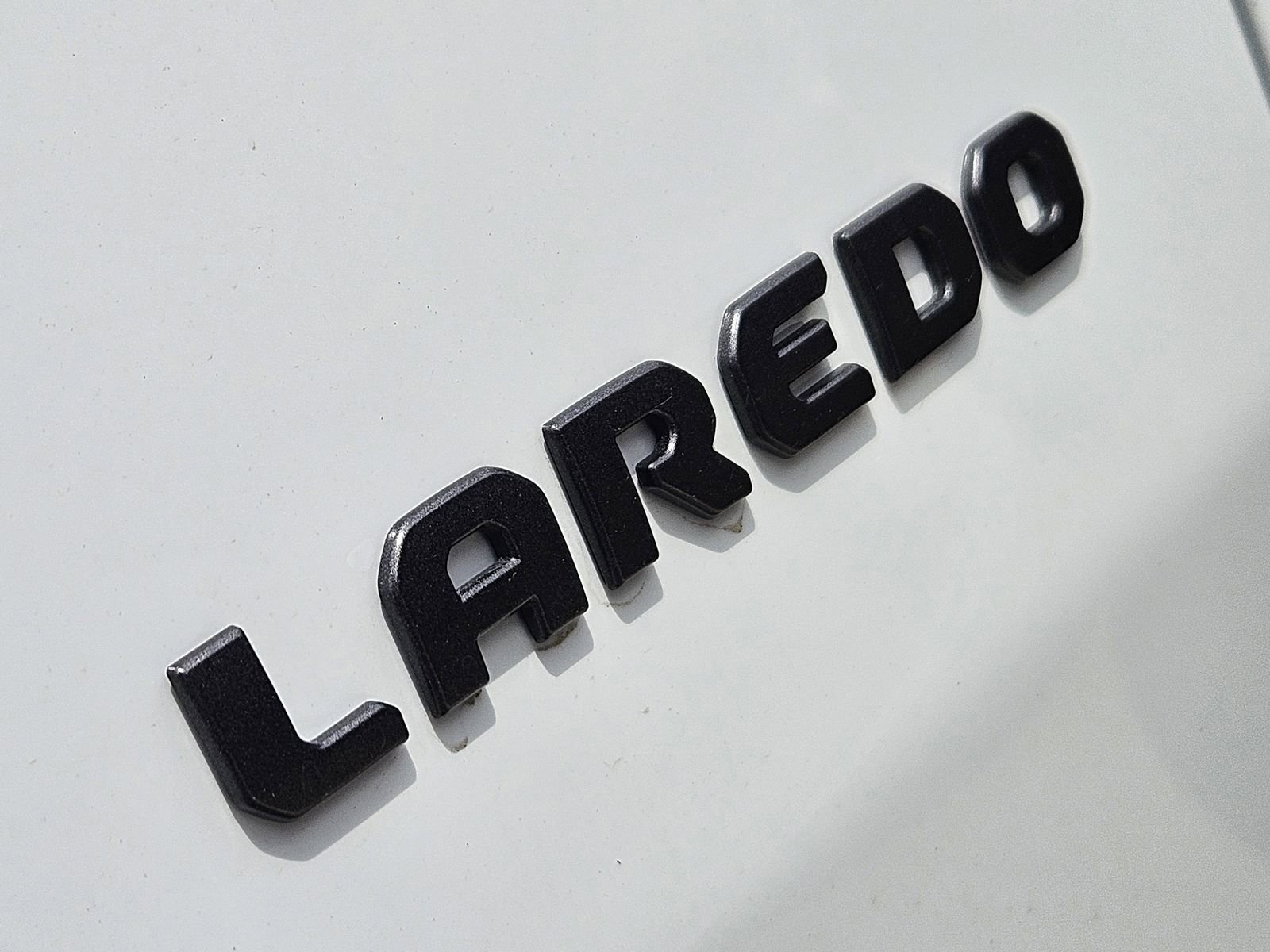 New 2026 Jeep Cherokee Laredo image 13