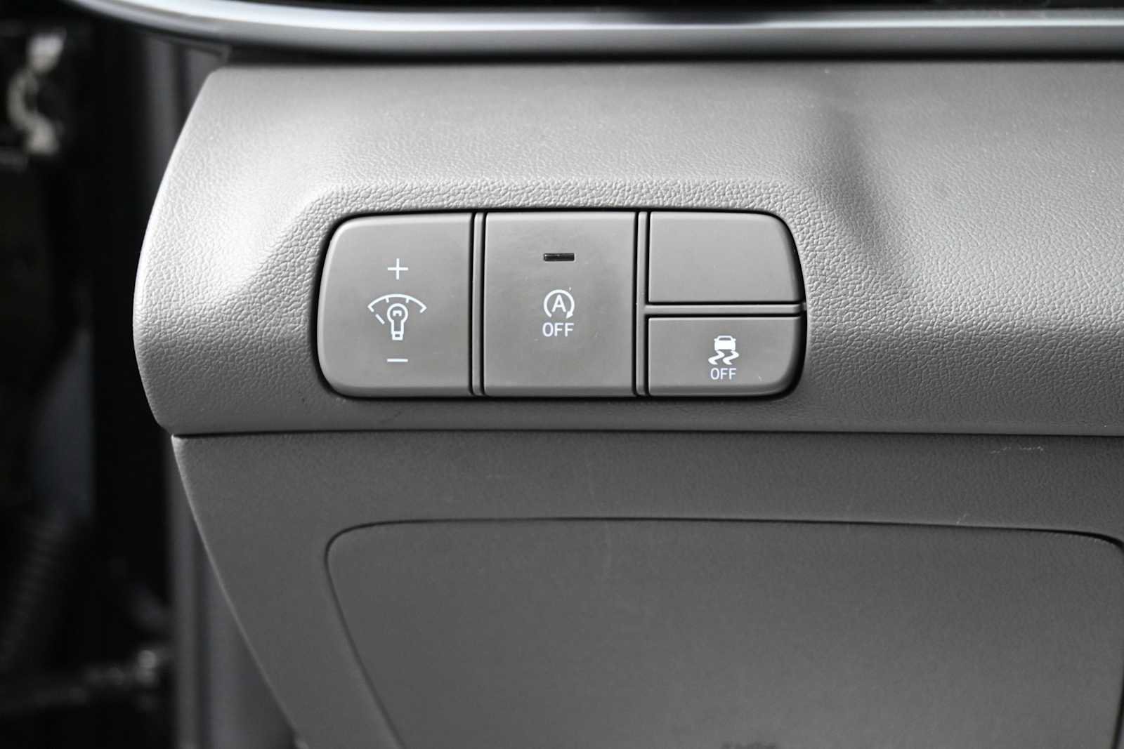 Used 2024 Hyundai Elantra SE FWD image 10