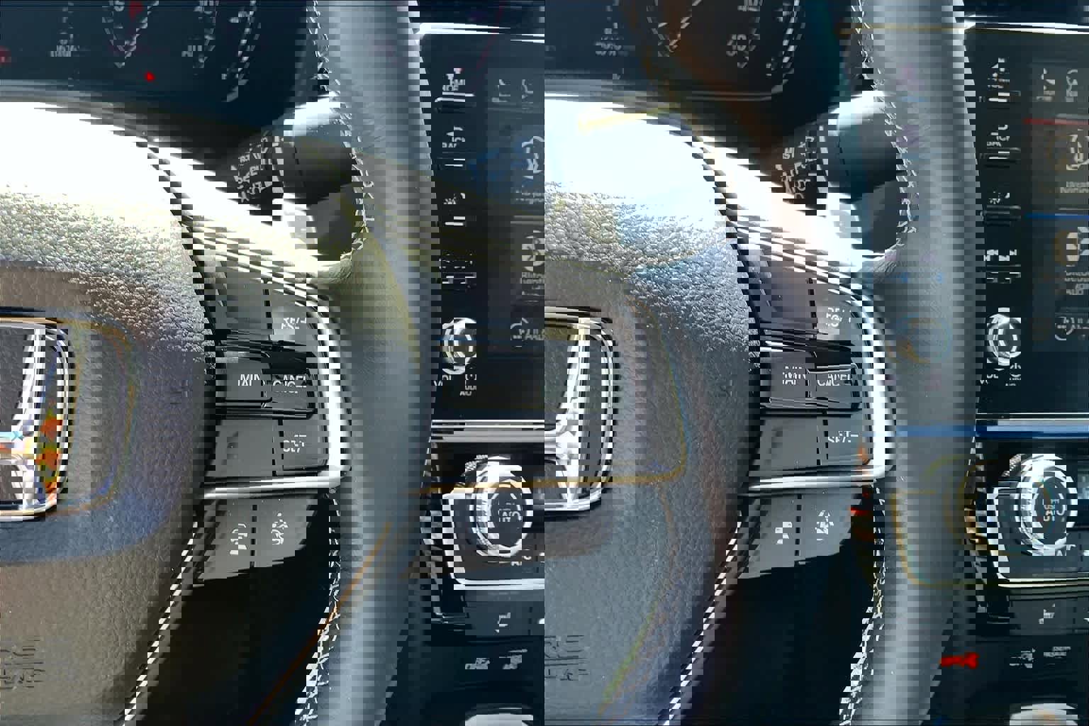 Used 2019 Honda Insight Touring image 23