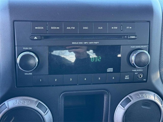 Used 2018 Jeep Wrangler Sport image 18