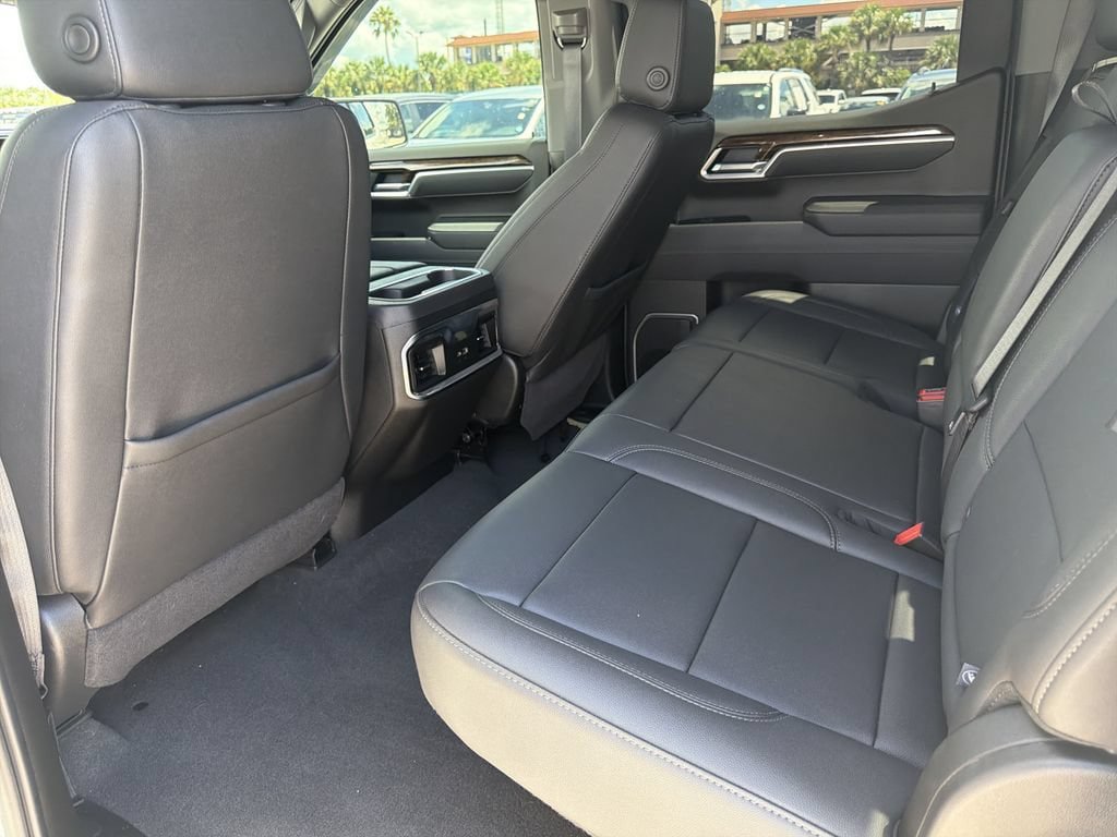 Used 2026 GMC Sierra 1500 Elevation w/ Elevation Premium Package AWD/4WD image 12