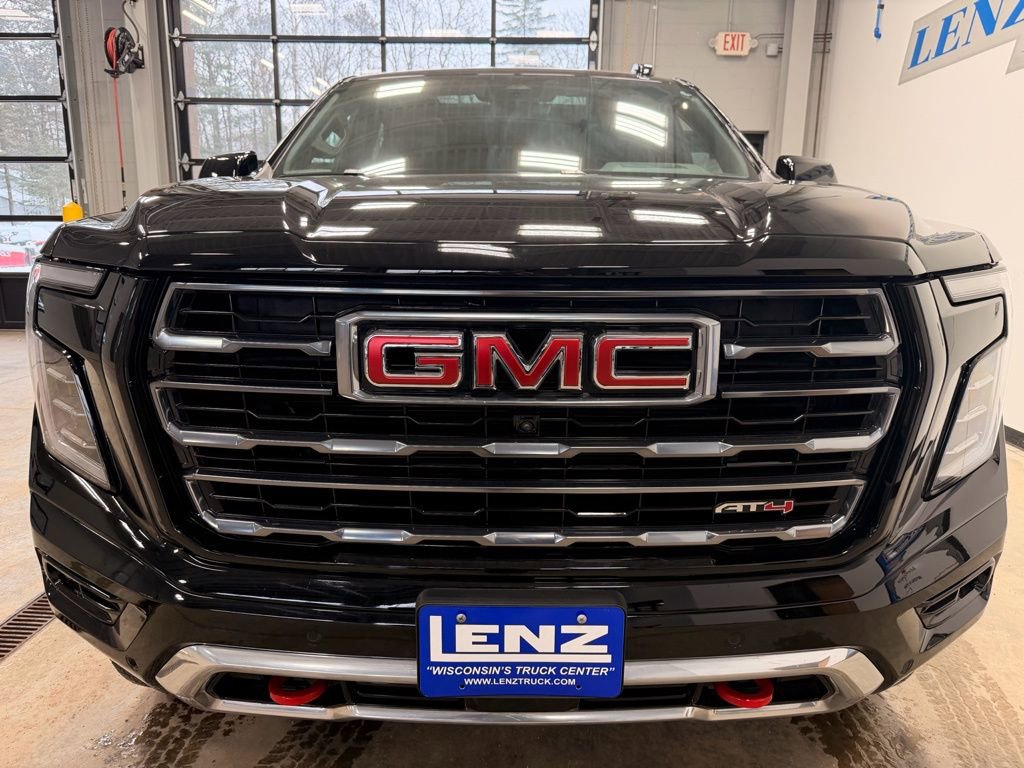 Used 2025 GMC Yukon XL AT4 w/ AT4 Premium Package AWD/4WD video 3