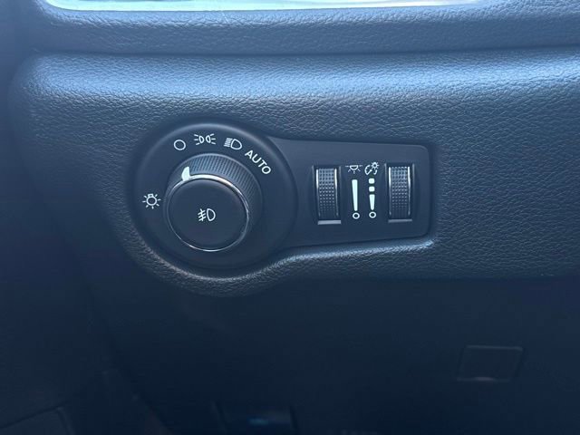 New 2026 Chrysler Pacifica Limited w/ S Appearance Package image 33