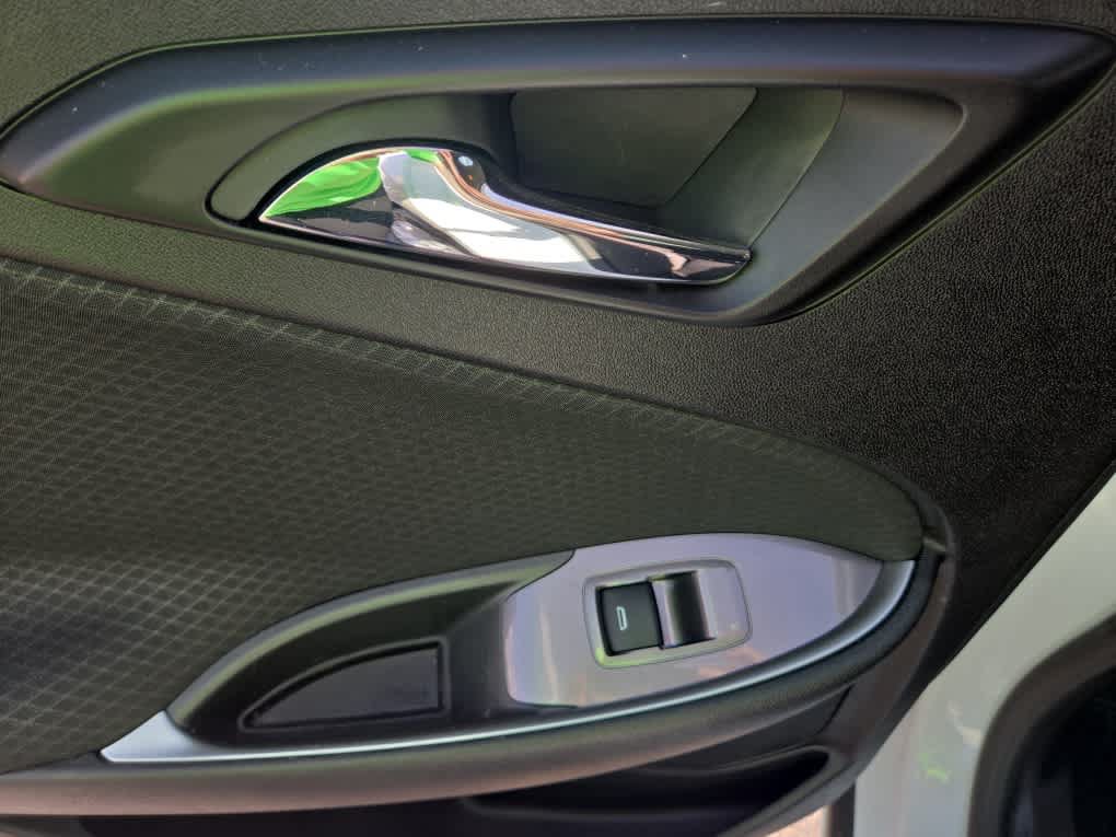 New 2025 Chevrolet Malibu LT FWD image 26