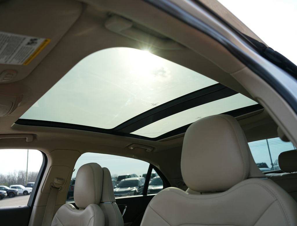 Used 2019 Lincoln Continental Reserve image 25