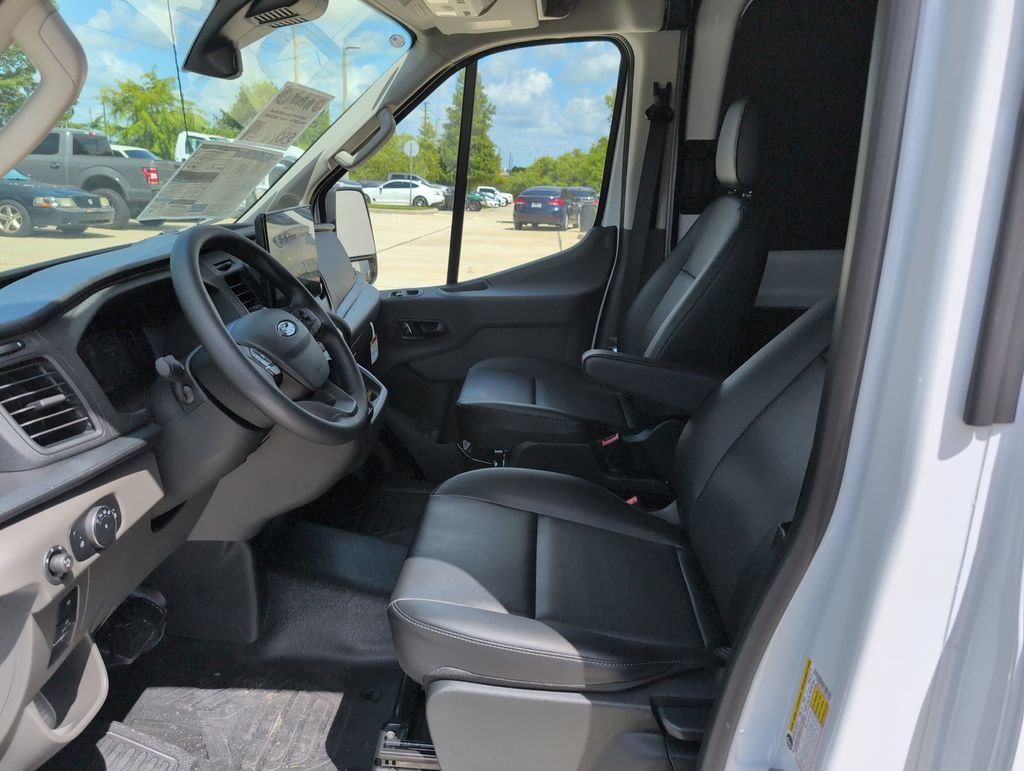 New 2026 Ford Transit 250 148 High Roof w/ Load Area Protection Package RWD image 5