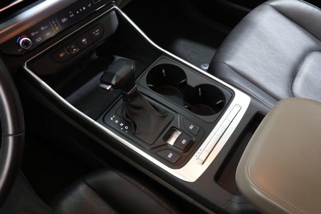 Used 2025 Kia Carnival image 29