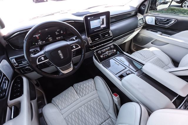 Used 2019 Lincoln Navigator L Black Label w/ Cargo Package AWD/4WD image 59